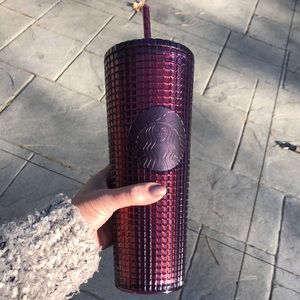 Starbucks Berry Plum Grid Holiday 2020 Cold cup